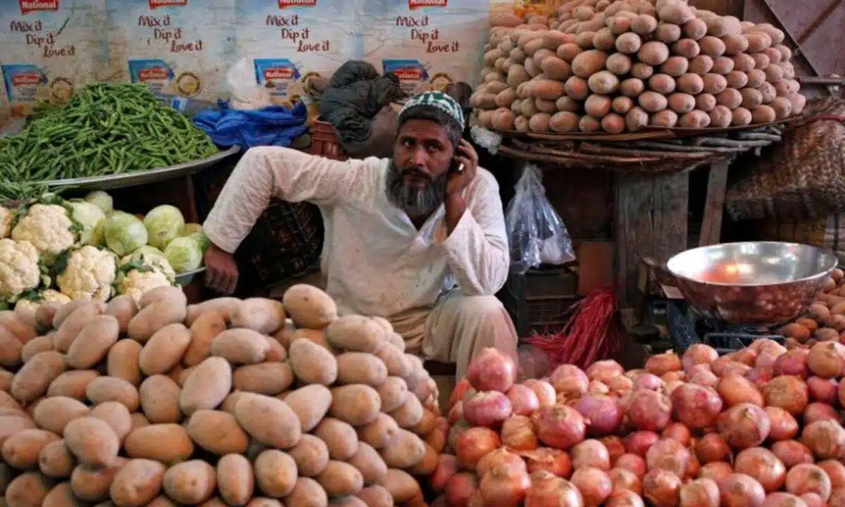 Vegetable prices surge in Pakistan