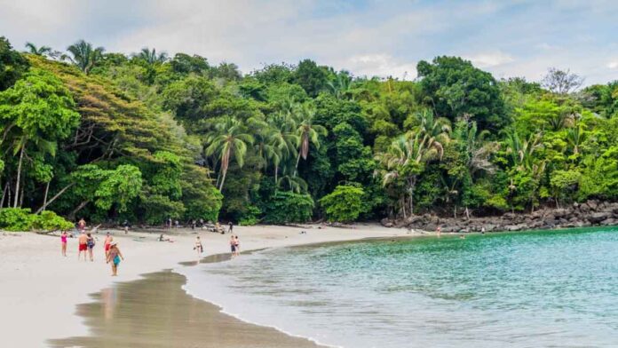 What are the top Beach towns in Costa Rica according to locals
