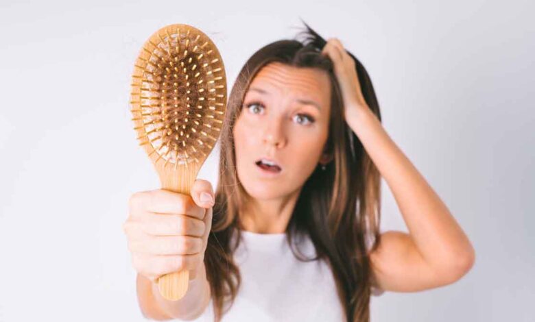 What things are lacking in the body which causes hair fall