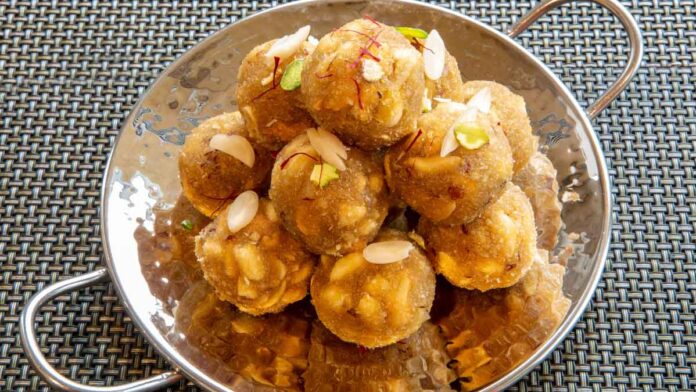 Wheat flour laddu Make tasty and healthy laddus from wheat flour quickly in summer