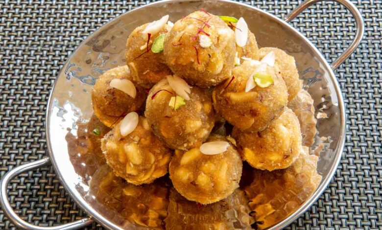 Wheat flour laddu Make tasty and healthy laddus from wheat flour quickly in summer
