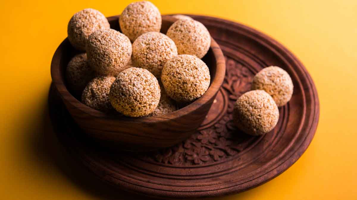 Wheat flour laddu Make tasty and healthy laddus from wheat flour quickly in summer