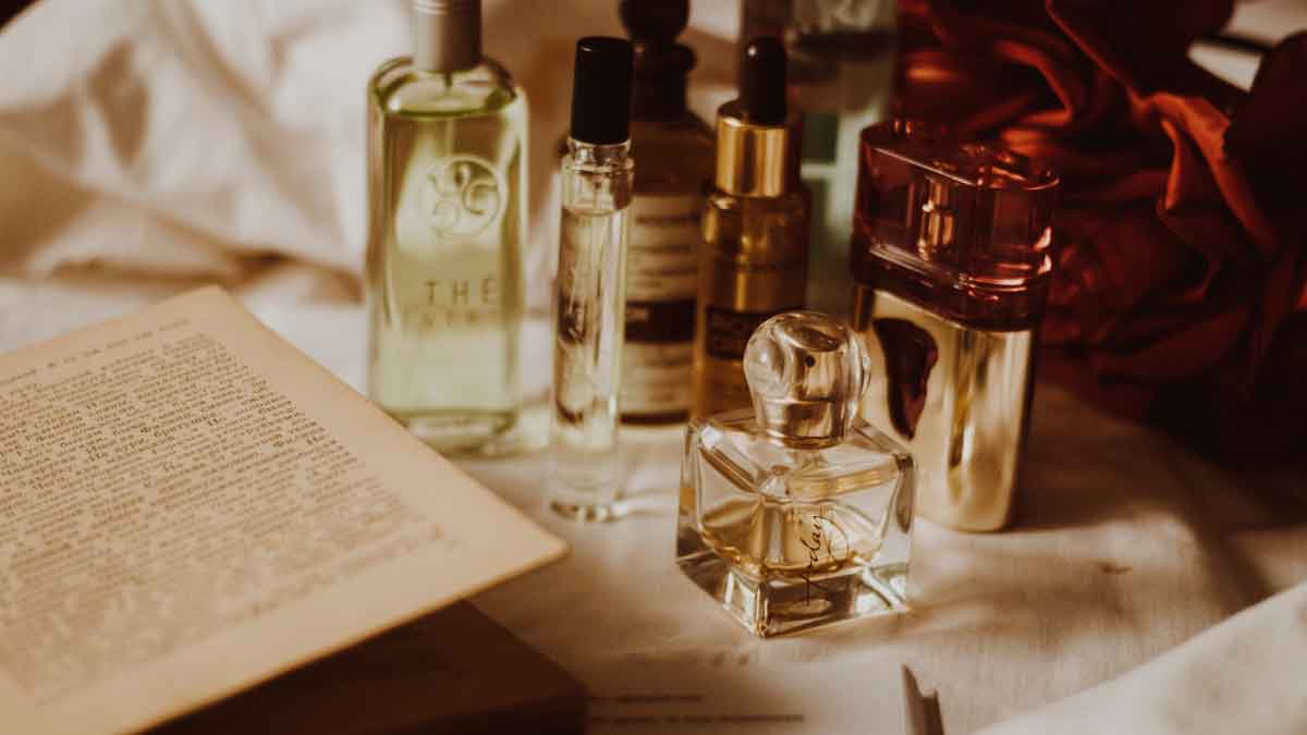 While buying Perfume, it is important to focus not only on the fragrance but also on these things