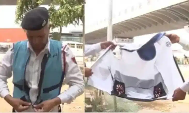 Gurugram: Traffic police personnel given 'AC jackets' to deal with the scorching heat