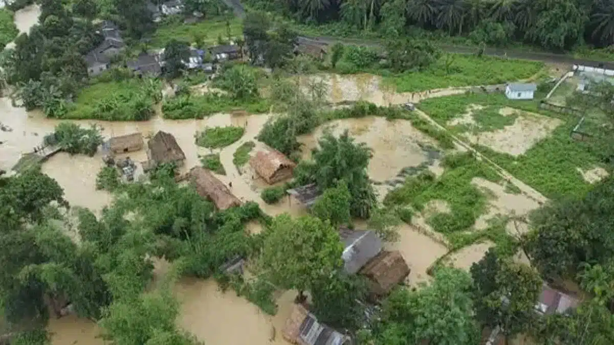 Cloudburst causes flood in Arunachal Pradesh