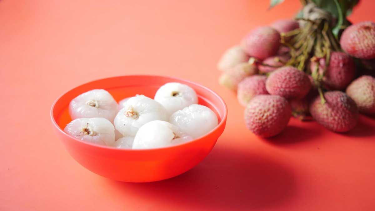 benefits of eating litchi in summer