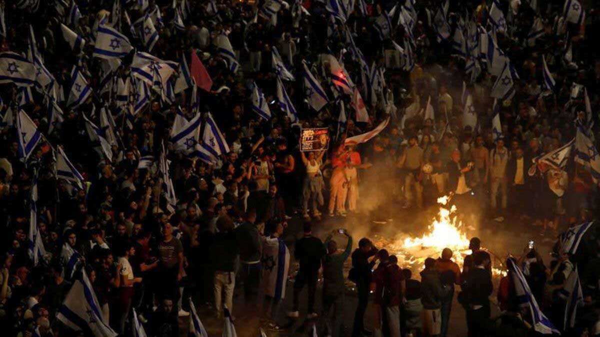 People protested against the government in Israel