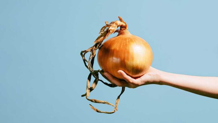 What effect does eating onions every day have on your body