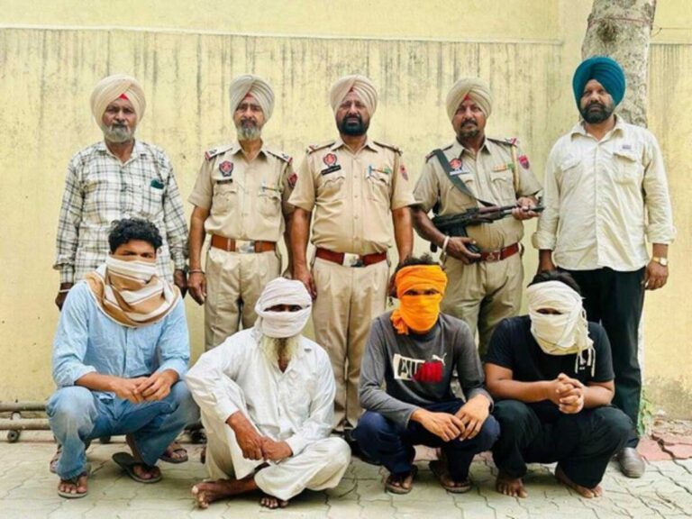 Punjab: ग्रामीण पुलिस ने 8 Kg हेरोइन और 6 पिस्तौल की बरामद, 6 गिरफ्तार