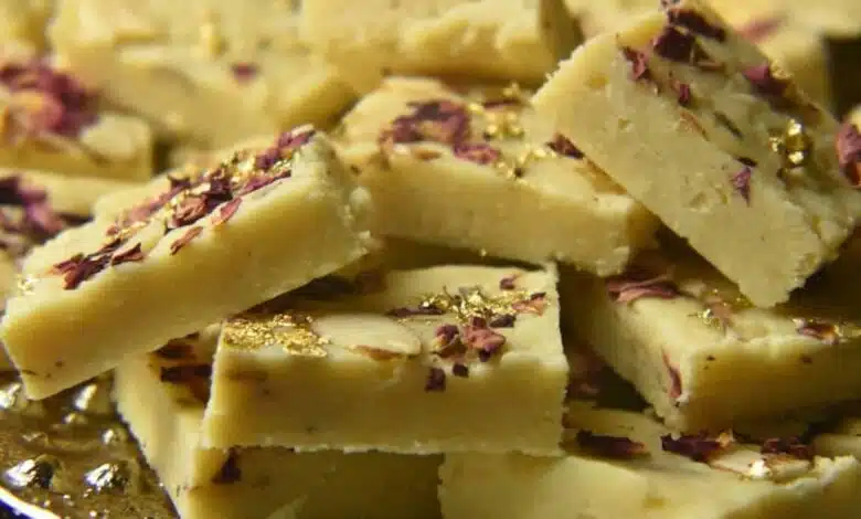 1 kg of Halwai-like Barfi using 1 bowl of semolina in a new way using less ghee 