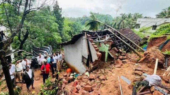 3 people died in Karnataka when the wall of a house collapsed during rain