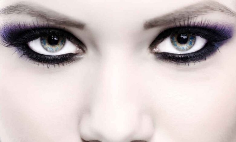 6 Simple Steps To Do Smokey Eye Makeup