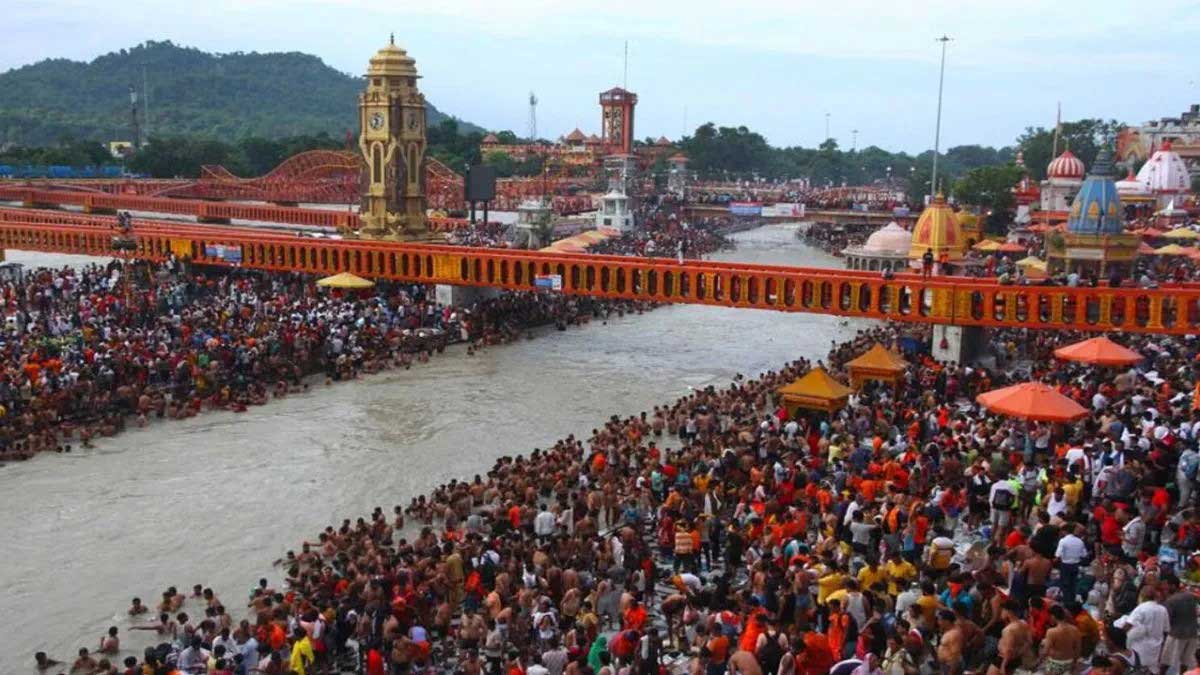 An emotional display of brotherhood and unity in the work of Kavad artisans in Haridwar