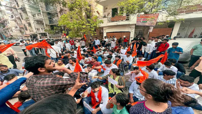 BJP protests against AAP after Rajendra Nagar coaching centre incident