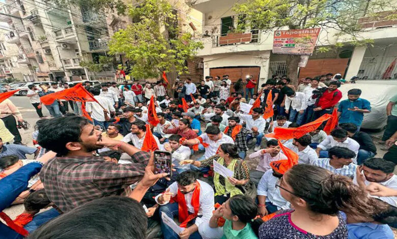 BJP protests against AAP after Rajendra Nagar coaching centre incident