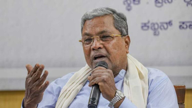 Karnataka के CM Siddaramaiah और 9 अन्य के खिलाफ MUDA घोटाले मामले में शिकायत दर्ज