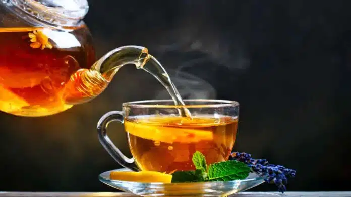 Drink Black tea instead of milk tea, you will get amazing benefits