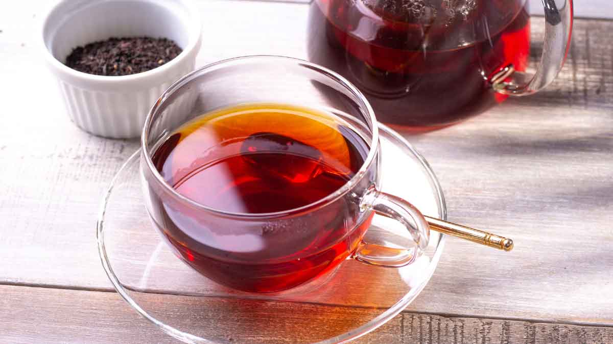 Drink Black tea instead of milk tea, you will get amazing benefits