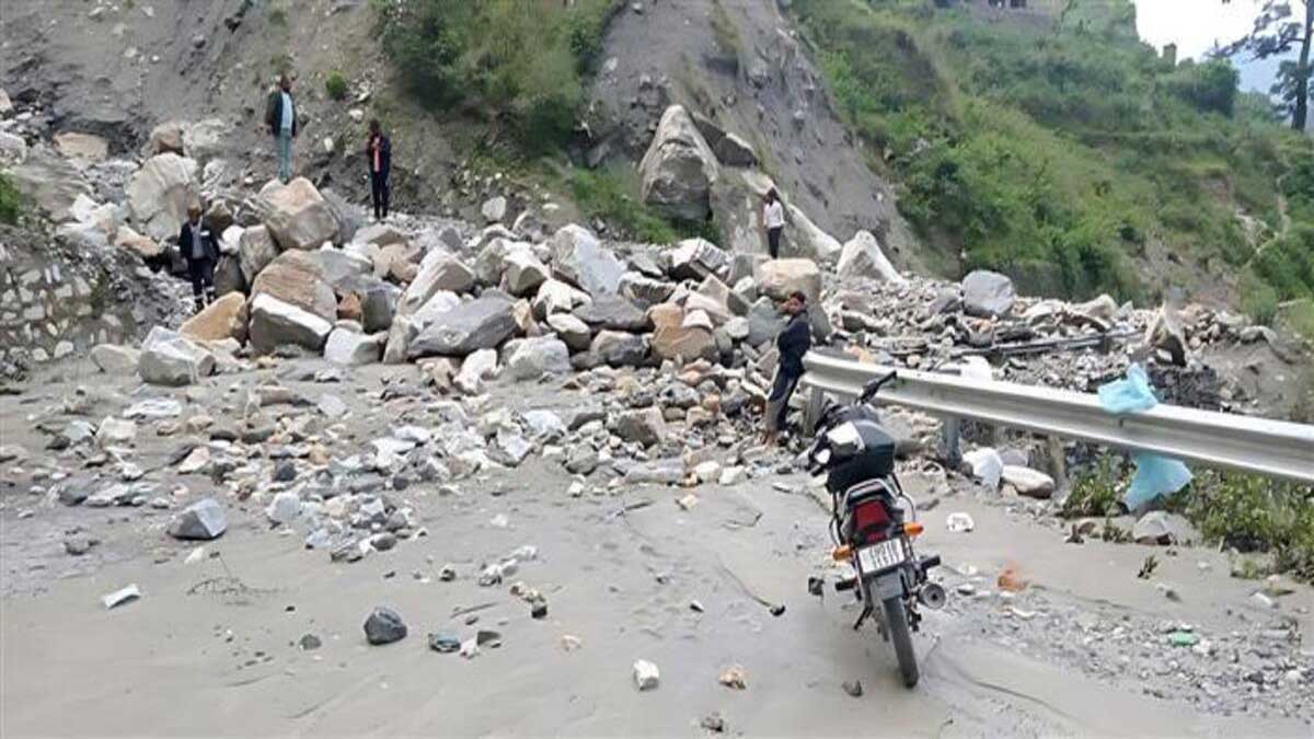 Heavy rain alert in Kedarnath Dham and pilgrims going there should be careful