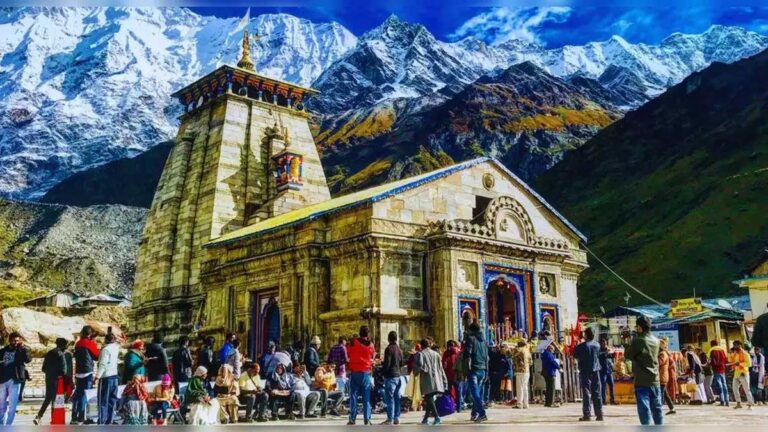 Kedarnath Dham में भारी बारिश का अलर्ट, यात्रा करने वाले श्रद्धालु सावधानी बरते