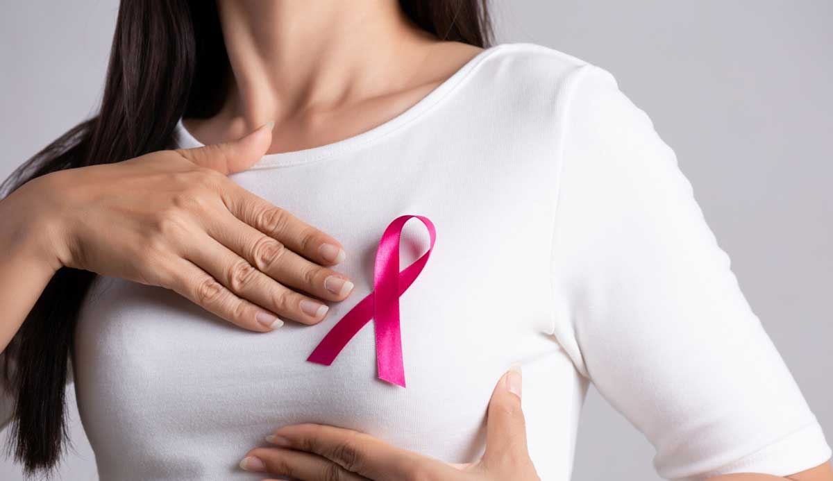 Hina Khan shares an inspiring message amid her breast cancer battle