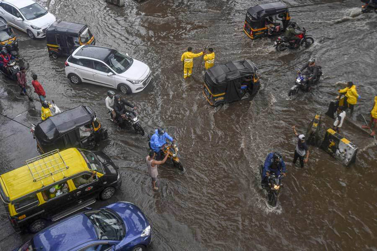 Holiday declared in schools and colleges due to rain in Maharashtra