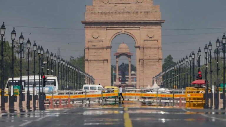 Delhi-NCR में IMD ने हल्की से मध्यम बारिश की भविष्यवाणी की