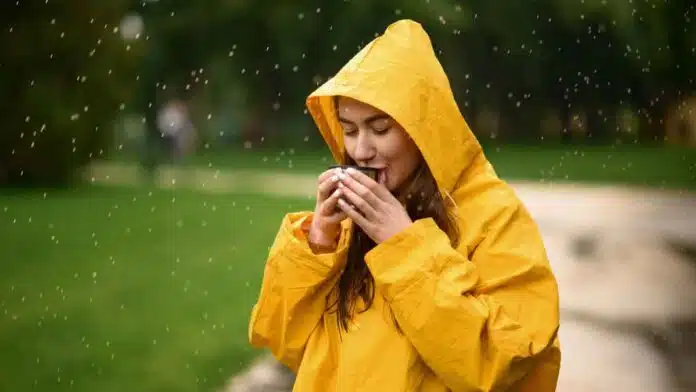 If you want to avoid illness in the rain, just drink a cup of special Tea