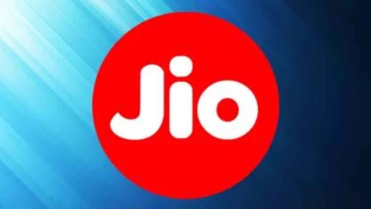 Jio launched a cheap 28 day recharge plan, you will get 1GB data per day with free calling