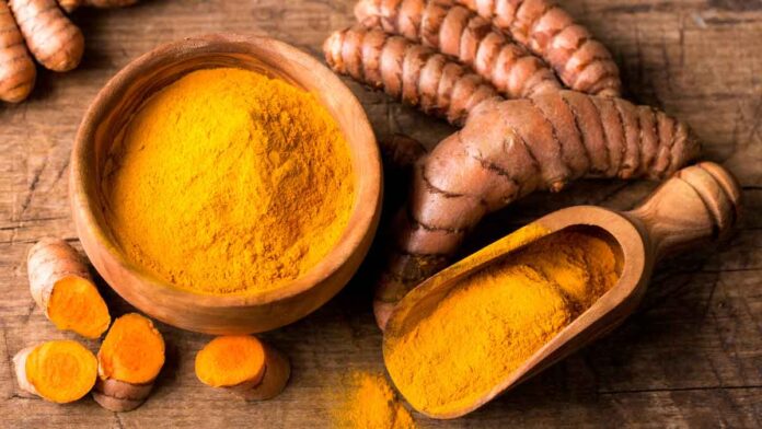 Just 1 pinch of Turmeric will make your hair thick and long