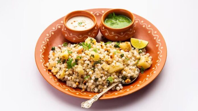 Make Sabudana Khichdi on the first Monday of Shravan