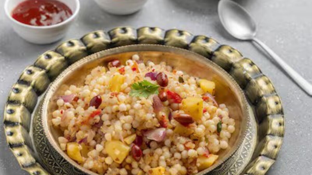 Make Sabudana Khichdi on the first Monday of Shravan