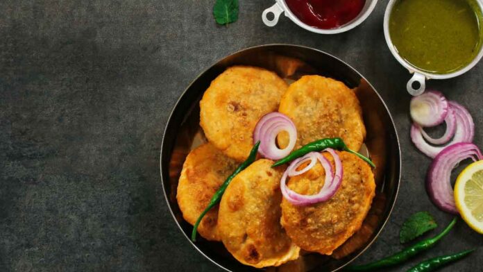 Make crispy Moong Dal kachori for snacks, this dish is rich in taste as well as nutrients