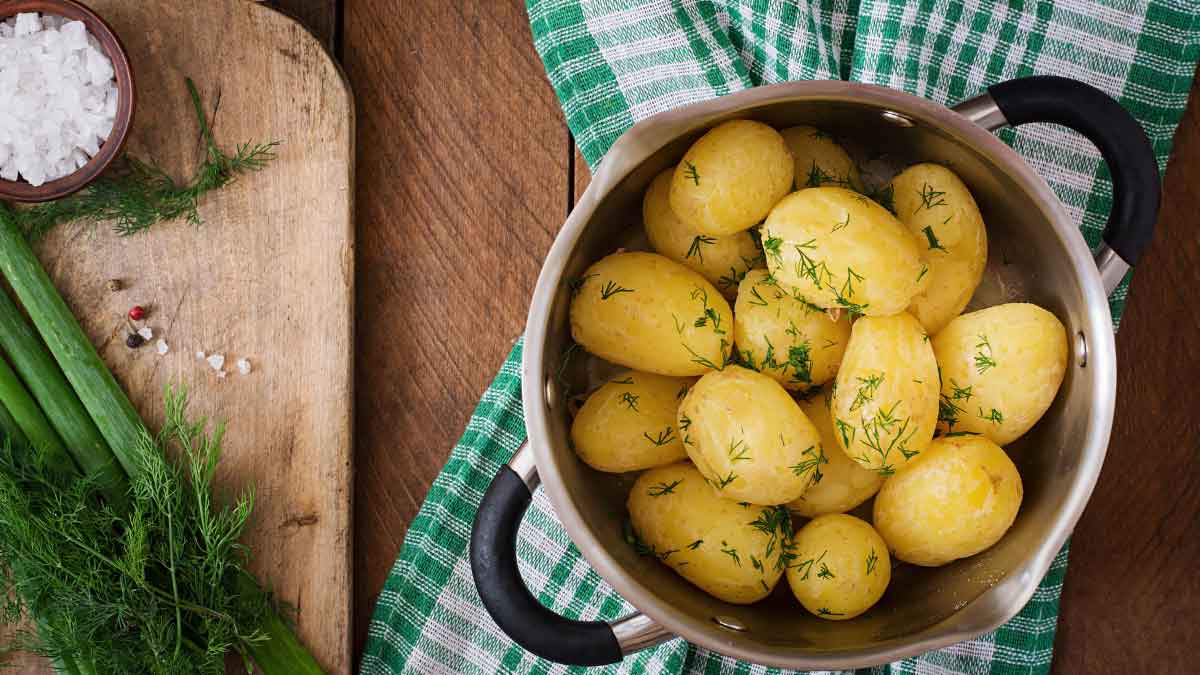 Make this tasty Breakfast in 5 minutes with 2 boiled potatoes, forget all samosa, kachori, pakoda