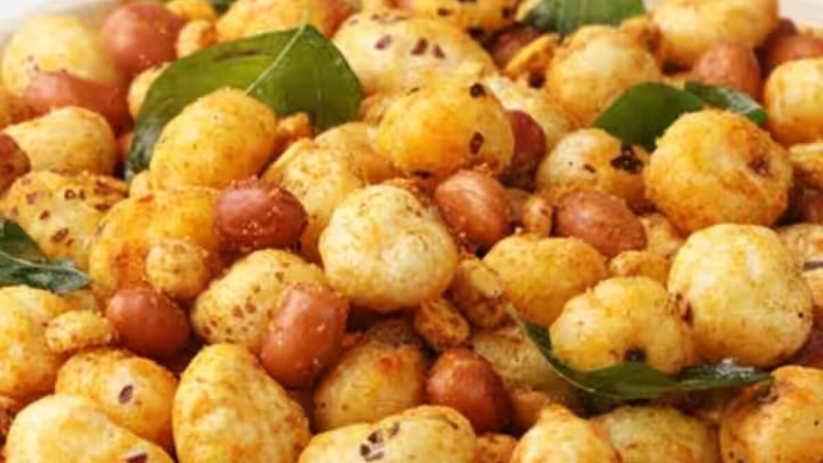 Makhana Chaat Recipe: Make this spicy dish of makhana for breakfast