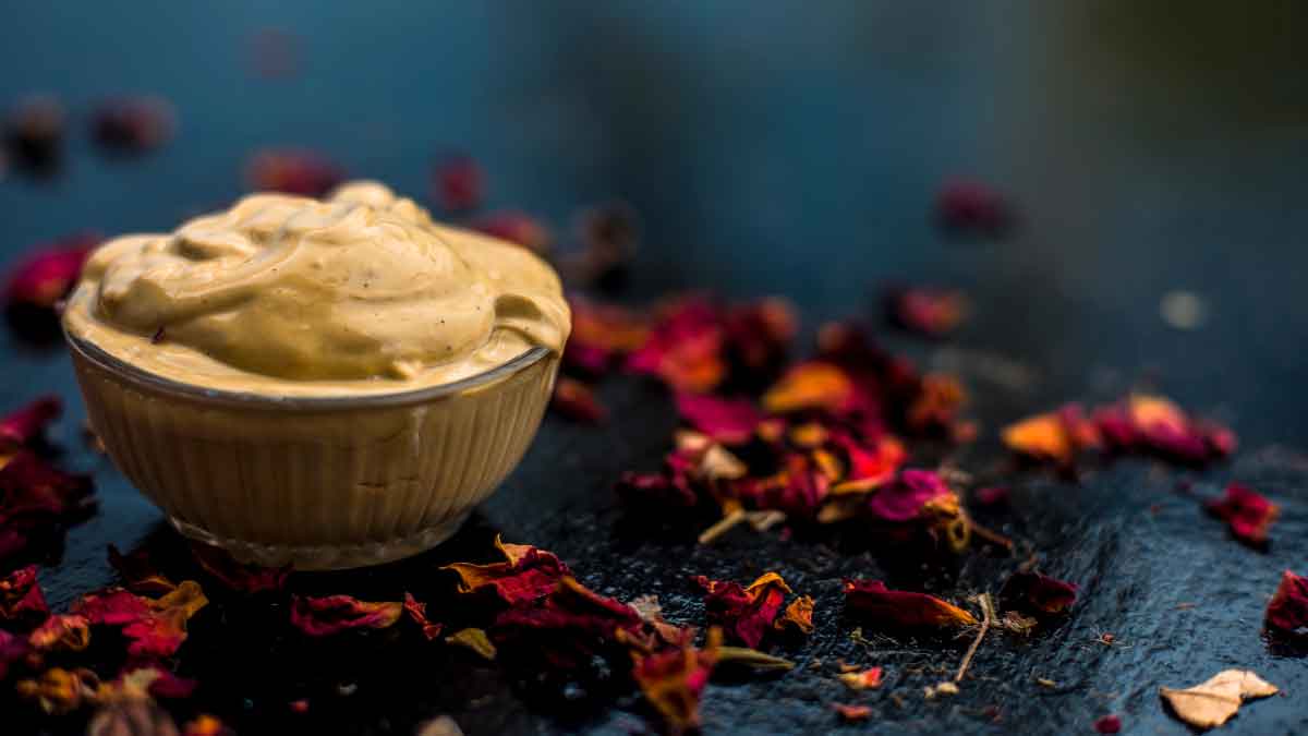 Multani Mitti Face Pack will remove blemishes from your face