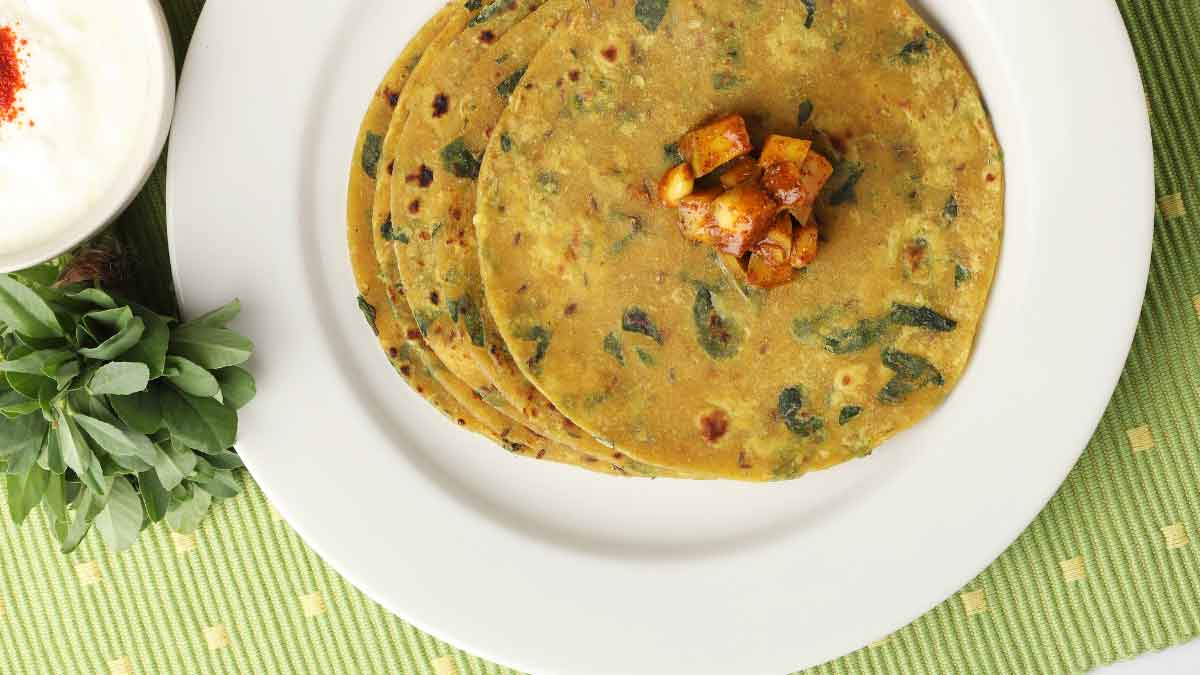 Nutritious Oats Palak Thepla Recipe for Breakfast