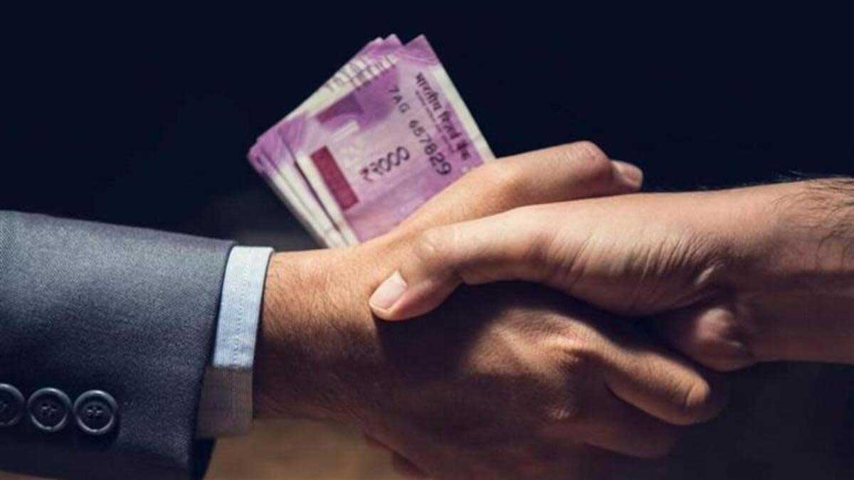 Odisha CBI arrests Central GST Superintendent in bribery case