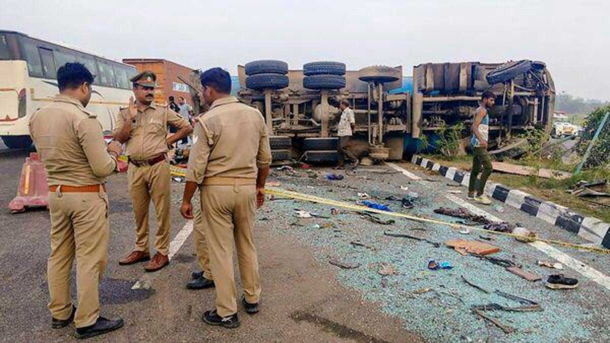 PM Modi will provide assistance to the families of the deceased and the injured in the Unnao tragedy