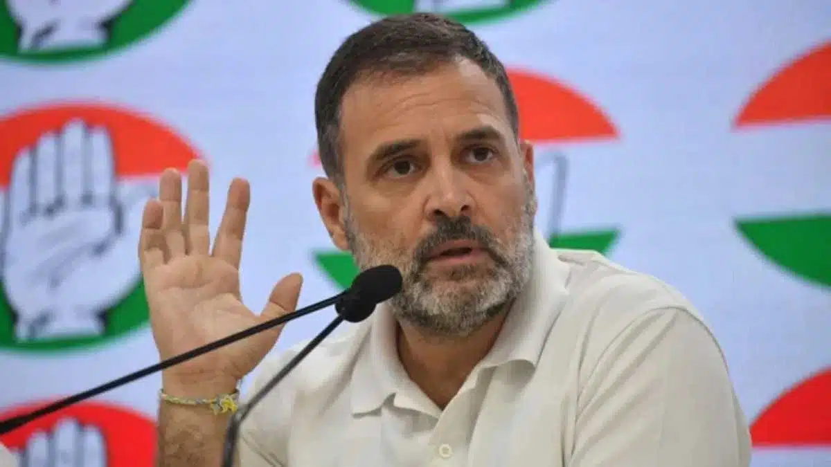 Rahul Gandhi expressed grief over the deaths in Unnao accident