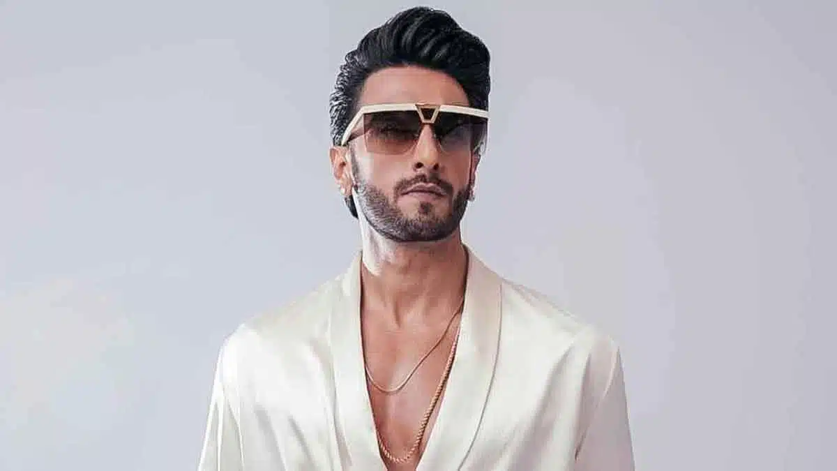 Ranveer Singh's upcoming film has a strong star cast!