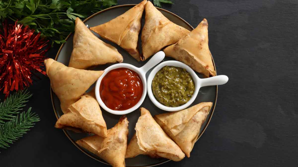 The biggest and most expensive samosa is available in this hotel of Connaught Place, Delhi
