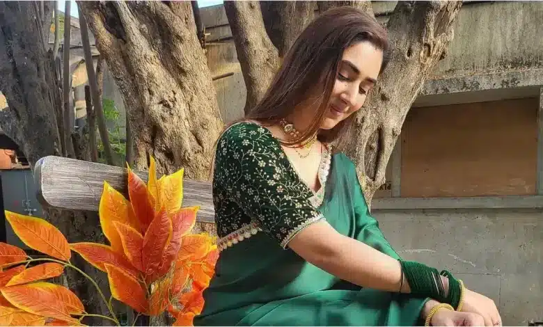 These green colored sarees will bloom in the month of Saavan