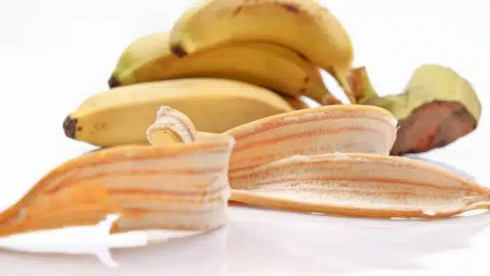 Various uses of banana peels - Banana peels are not only useful in enhancing the face but also in these things