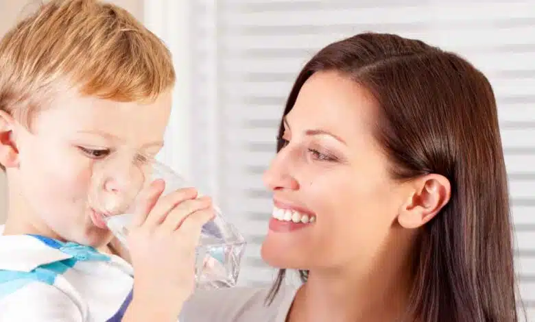 Water Drinking Benefits- Why should we not drink water while standing Know the science behind it