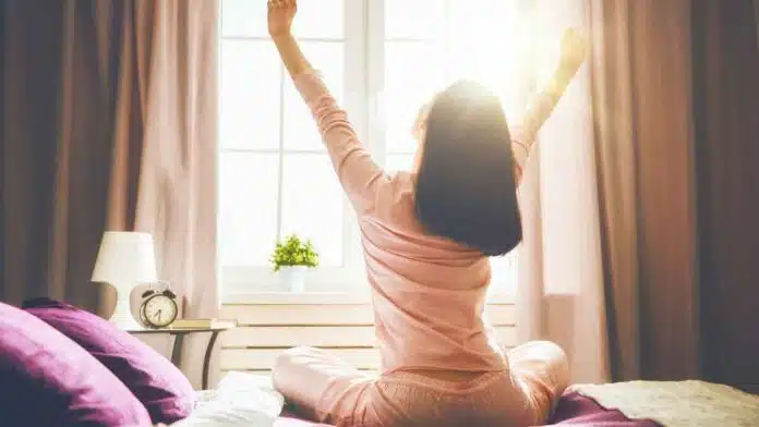 Why should you develop the habit of getting up early in the Morning, here are 7 benefits