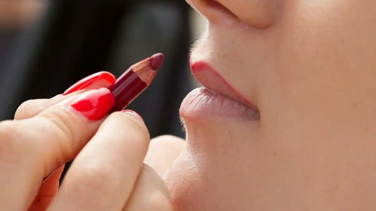 Your lipstick will last for a long time, just do this small thing