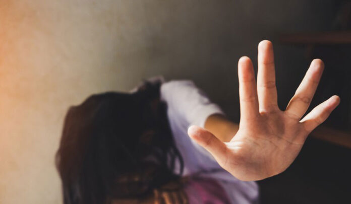 13 year old girl molested in Mumbai