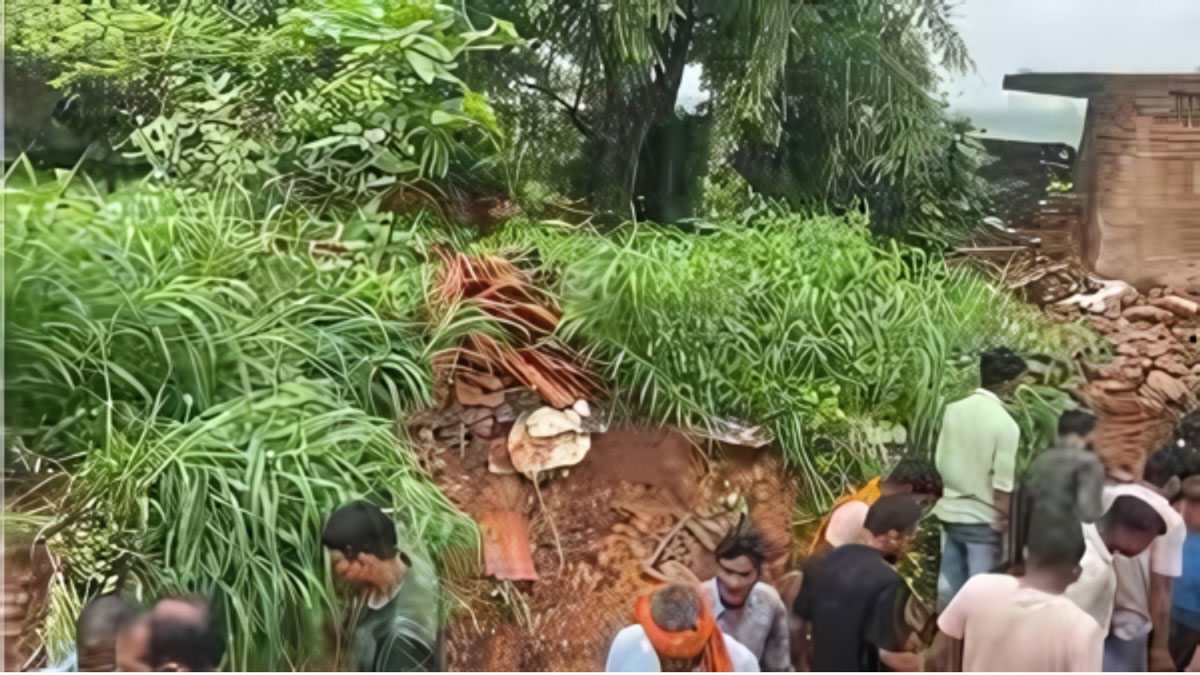 4 students died to wall collapse in Madhya Pradesh