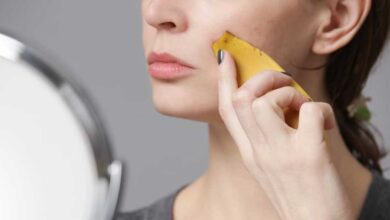 5 Banana Peels Face Packs for Glowing Skin